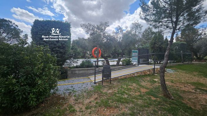 Image No.22-18 Bed Country House for sale