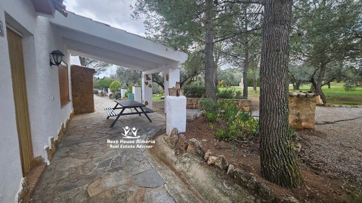 Image No.31-18 Bed Country House for sale