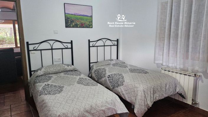 Image No.39-18 Bed Country House for sale