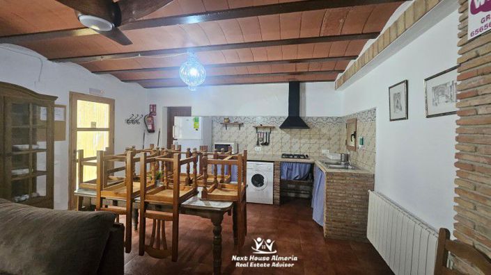 Image No.50-18 Bed Country House for sale