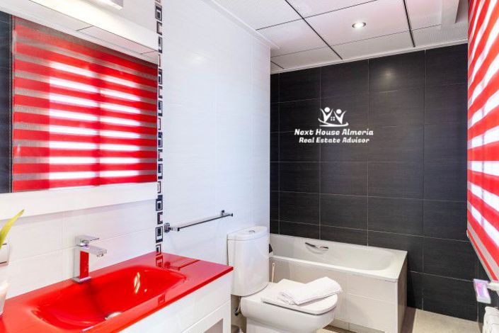 Image No.16-4 Bed Villa for sale