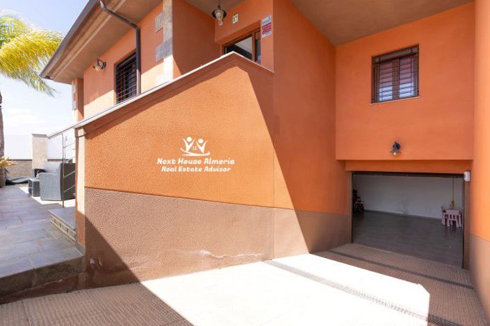 Image No.45-4 Bed Villa for sale