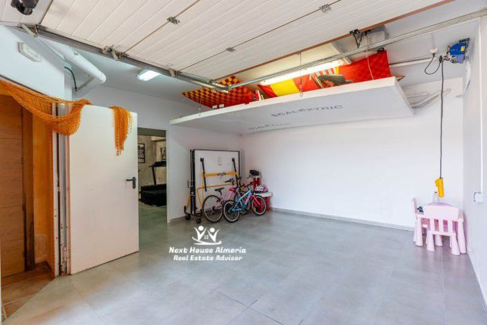 Image No.47-4 Bed Villa for sale