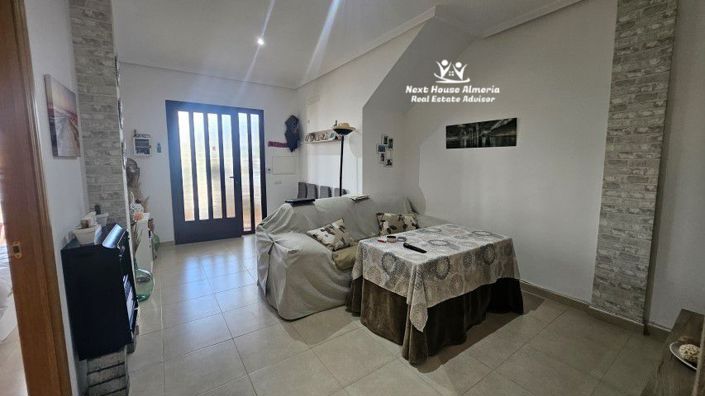 Image No.40-2 Bed Apartment for sale