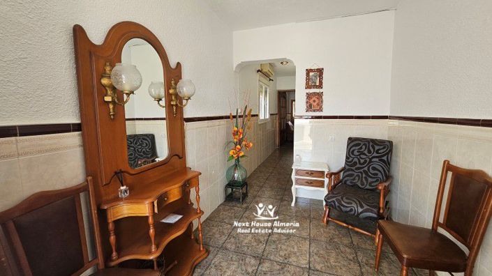 Image No.23-3 Bed Townhouse for sale