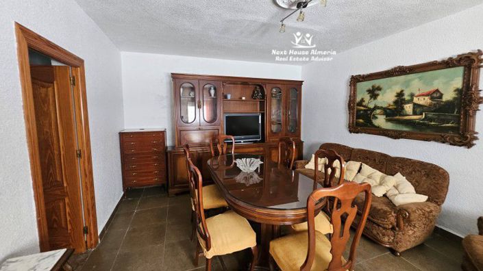 Image No.30-3 Bed Townhouse for sale