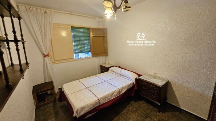 Image No.32-3 Bed Townhouse for sale