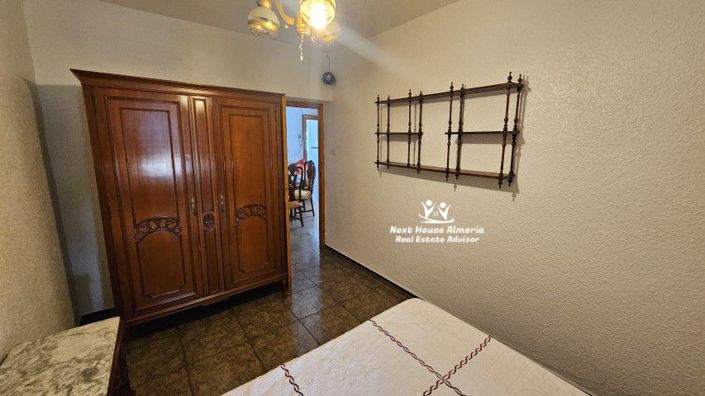 Image No.34-3 Bed Townhouse for sale