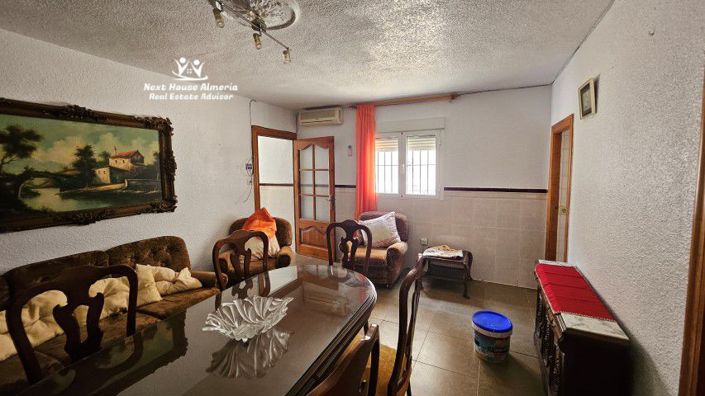 Image No.36-3 Bed Townhouse for sale