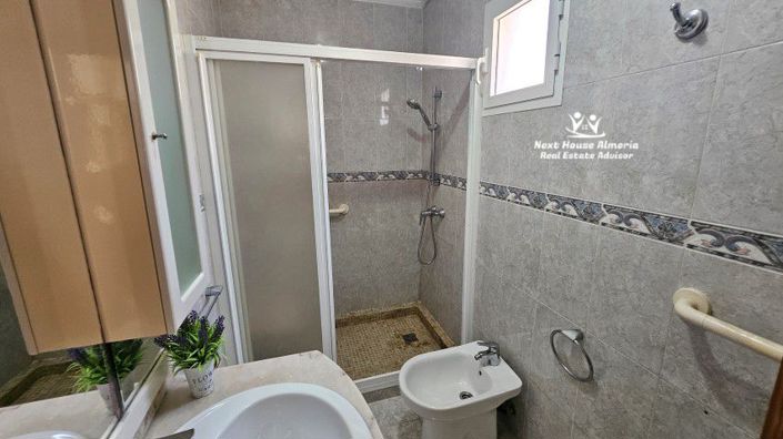 Image No.43-3 Bed Townhouse for sale