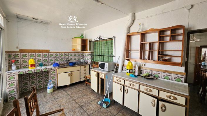 Image No.44-3 Bed Townhouse for sale