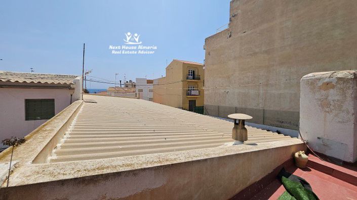 Image No.51-3 Bed Townhouse for sale