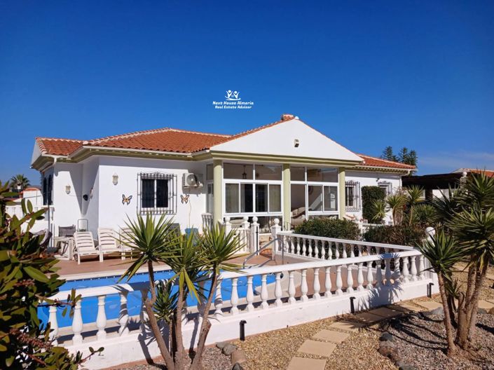 Image No.3-4 Bed Villa for sale