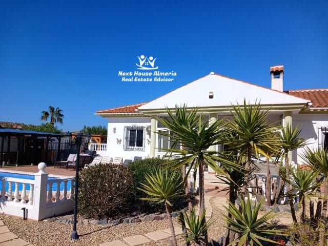 Image No.38-4 Bed Villa for sale