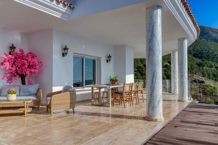 Image No.23-7 Bed Villa for sale