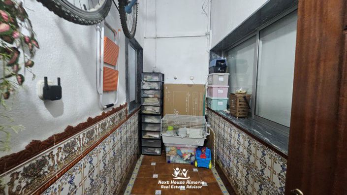 Image No.11-3 Bed Townhouse for sale