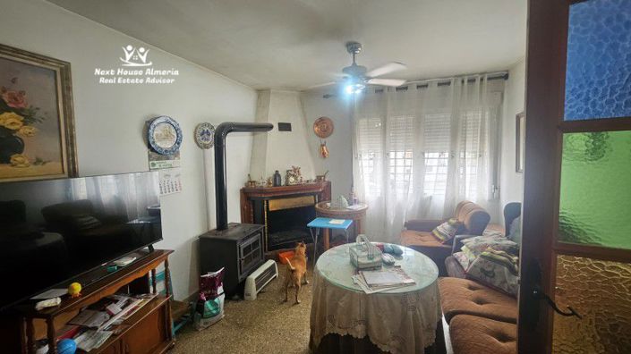 Image No.23-4 Bed Townhouse for sale