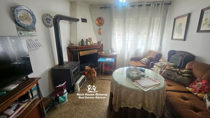 Image No.25-4 Bed Townhouse for sale