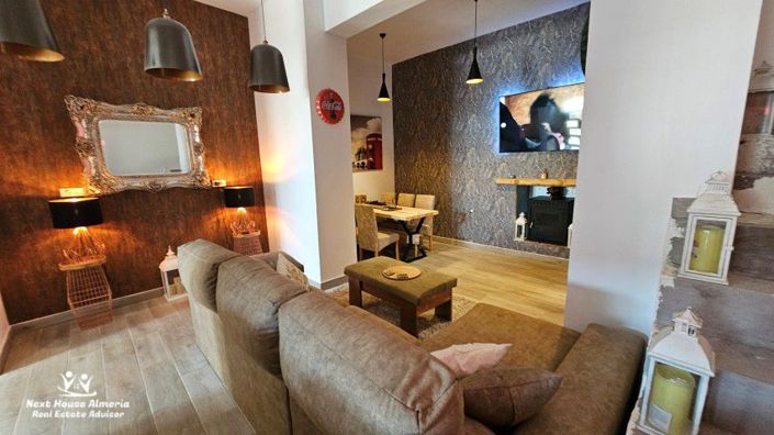 Image No.27-4 Bed Townhouse for sale