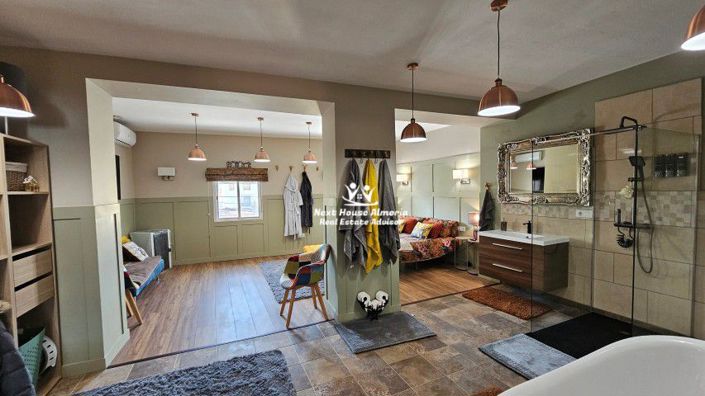 Image No.42-4 Bed Townhouse for sale