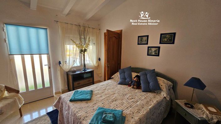 Image No.21-3 Bed Villa for sale