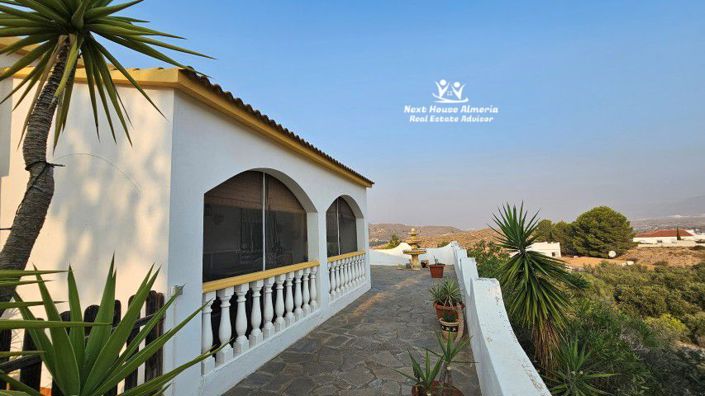 Image No.35-3 Bed Villa for sale