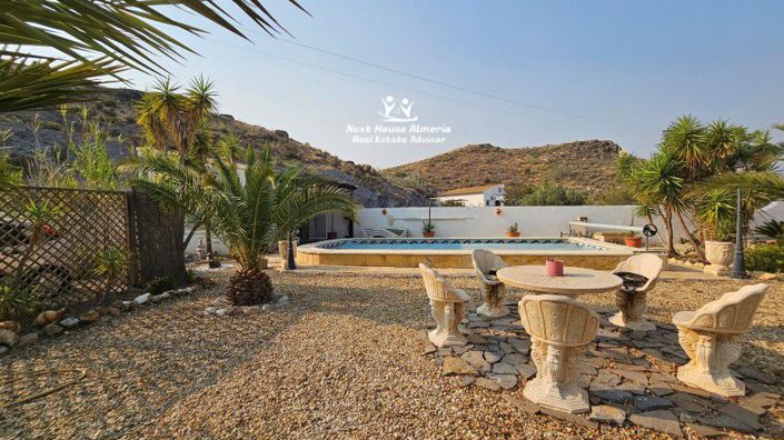 Image No.8-3 Bed Villa for sale