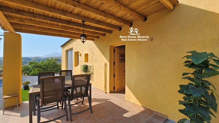 Image No.11-3 Bed Country House for sale