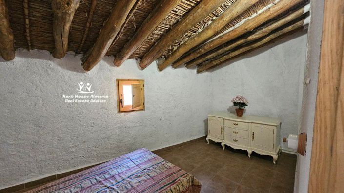 Image No.24-3 Bed Country House for sale