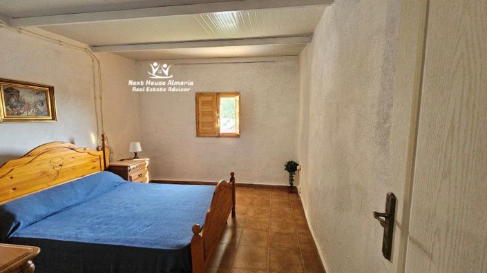 Image No.28-3 Bed Country House for sale