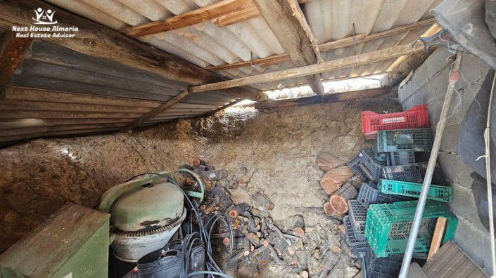 Image No.44-2 Bed Country House for sale