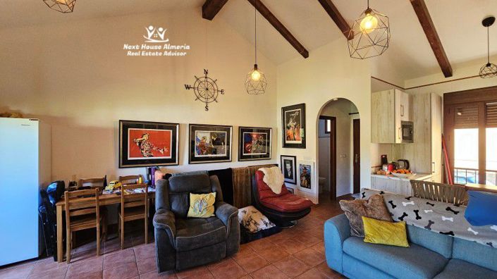 Image No.17-2 Bed Townhouse for sale