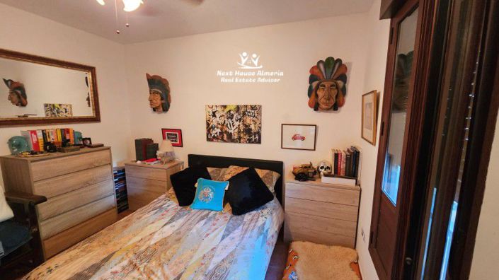 Image No.26-2 Bed Townhouse for sale