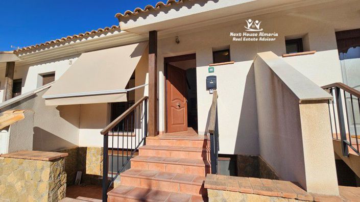 Image No.4-2 Bed Townhouse for sale