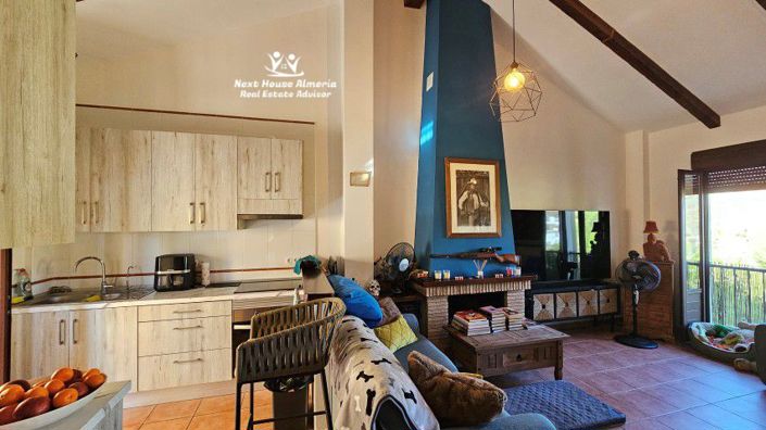 Image No.7-2 Bed Townhouse for sale