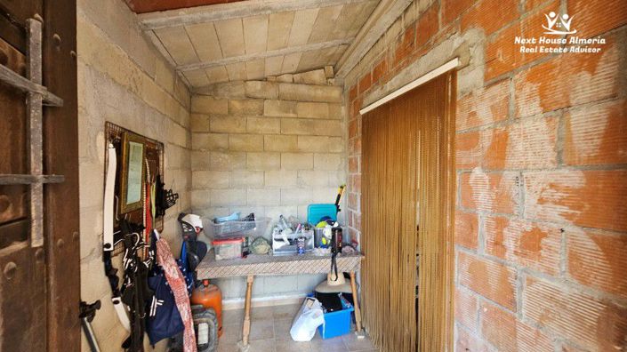 Image No.12-6 Bed Country House for sale