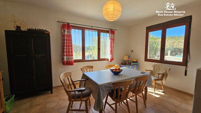 Image No.15-6 Bed Country House for sale