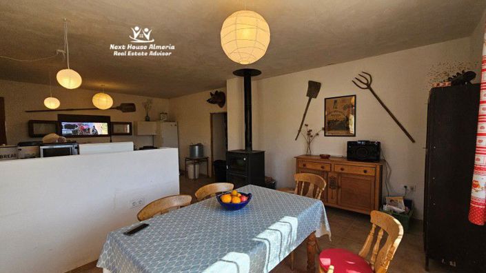 Image No.17-6 Bed Country House for sale