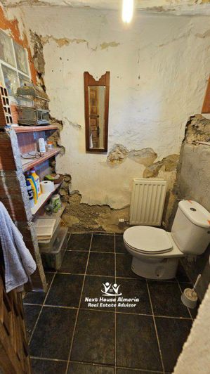 Image No.21-6 Bed Country House for sale