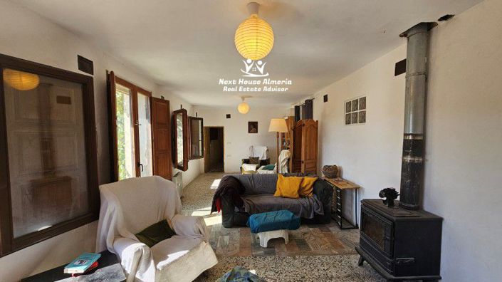 Image No.26-6 Bed Country House for sale