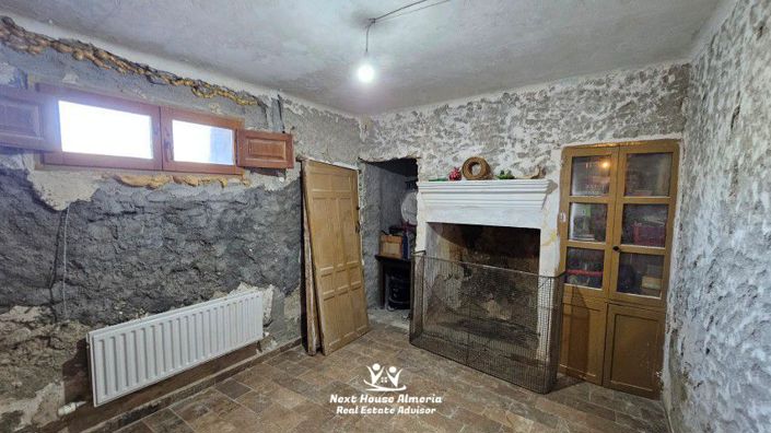 Image No.32-6 Bed Country House for sale