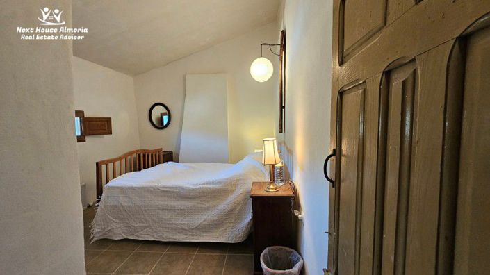 Image No.35-6 Bed Country House for sale