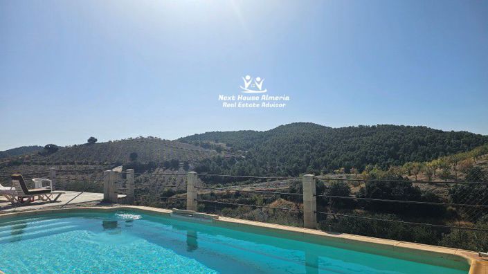 Image No.5-6 Bed Country House for sale