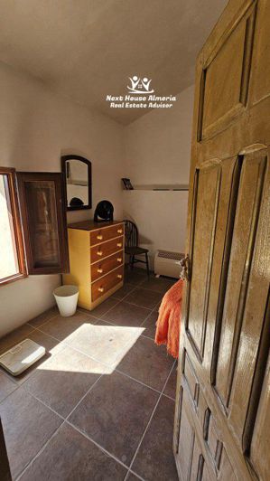 Image No.44-6 Bed Country House for sale