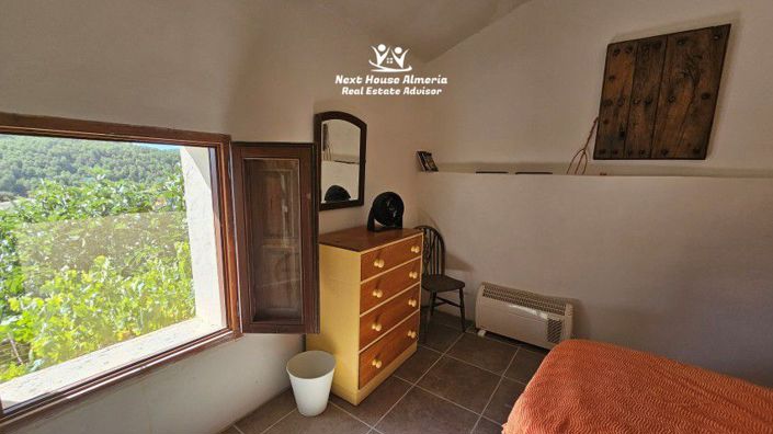 Image No.45-6 Bed Country House for sale