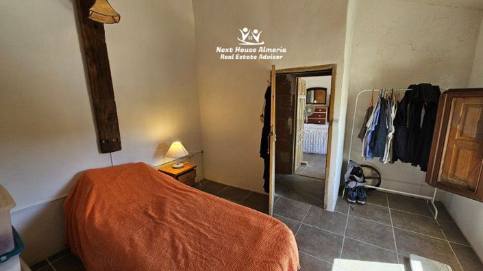 Image No.47-6 Bed Country House for sale