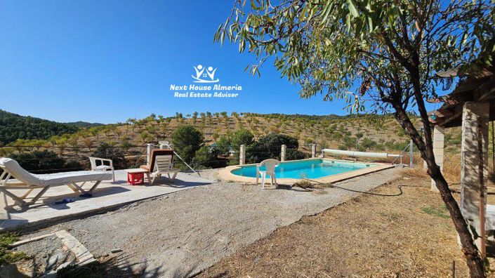 Image No.7-6 Bed Country House for sale