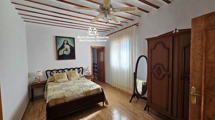 Image No.13-8 Bed Country House for sale