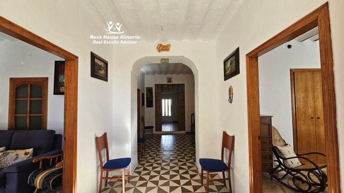 Image No.20-8 Bed Country House for sale