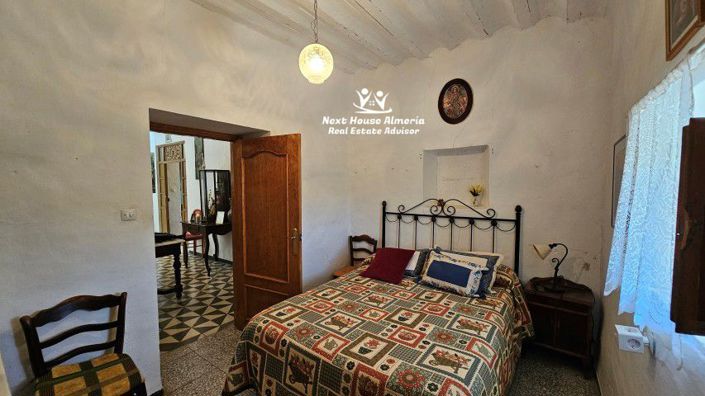 Image No.26-8 Bed Country House for sale